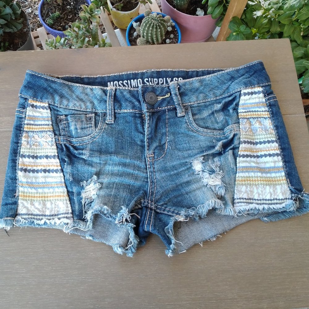 Mossimo Supply Co. Distressed Shorts Women Size 6